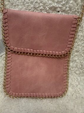 bon voyage Pink Chain Crossbody Bag Gold Link Trim Purse Women